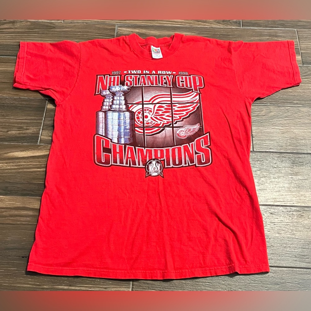 Detroit Redwings‎ Red NHL Champions T-shirt Size XL Vintage